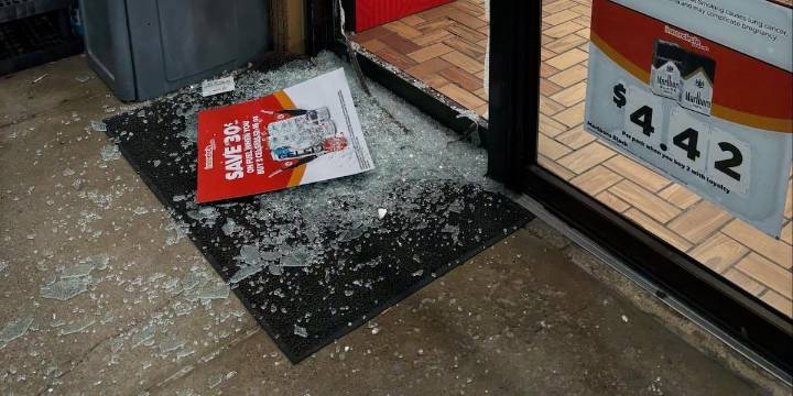 Police: Suspect breaks into Circle K, steals only beef sticks