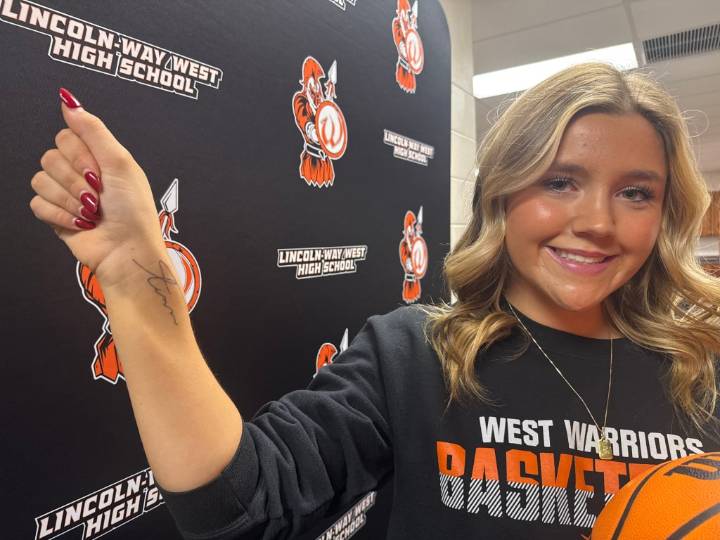 Basketball: Lincoln-Way West's Molly Finn honors her father
