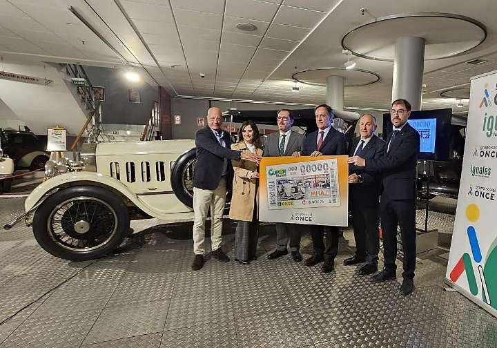 El Museo de Historia de la Automoción de Salamanca, protagonista del cupón de la ONCE