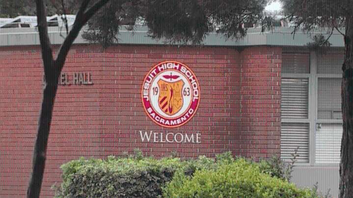 Parents, alumni rally in opposition to making Jesuit High School co