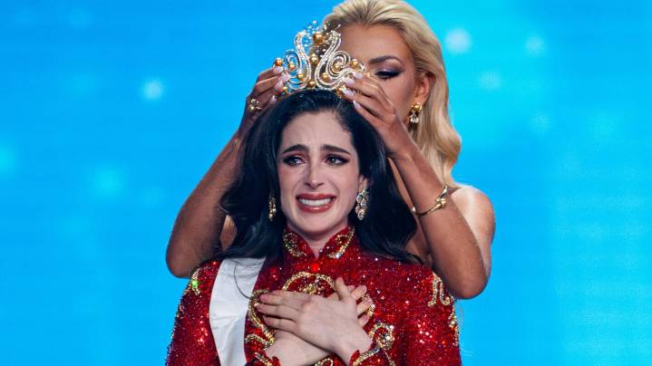 Miss Mexico Crowned Miss Universe After She Led Controversial Walkout