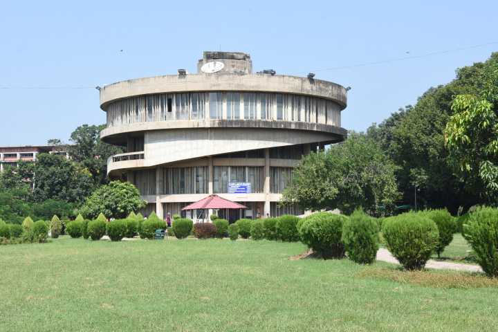 Protests continue at Panjab University despite rollback of order