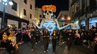Desfile de Calaveras en Puebla: música, color y más de 70 contingentes celebran el Día de Muertos