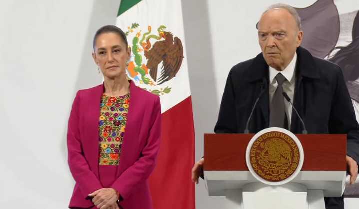 Revisa Presidenta salida de Gertz, a petición del Senado