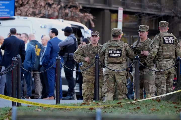Identifican a afgano como sospechoso del tiroteo contra guardias nacionales en DC