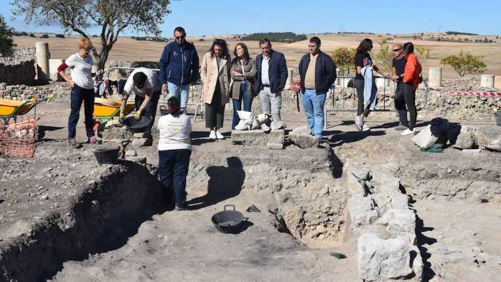 El Taller + de Segóbriga ampliará la zona visitable con nuevos hallazgos romanos