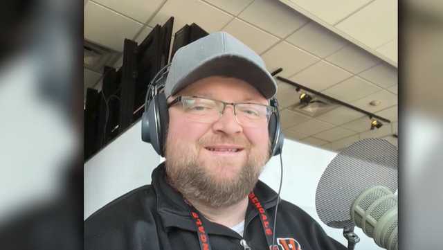 Wilmington native Nick Wiget juggles announcing gigs for Cincinnati teams