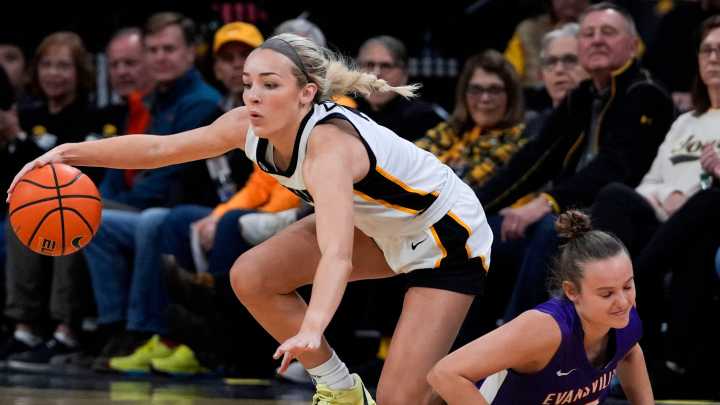 Iowa women's basketball vs. Baylor live updates, score, highlights