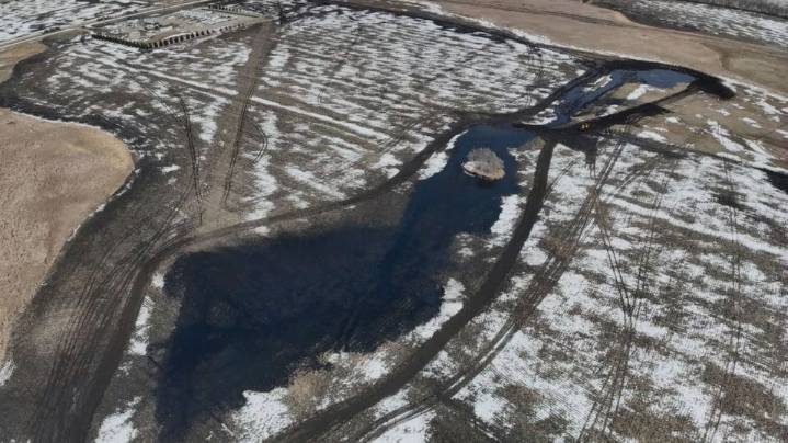 Preliminary findings show a fatigue crack caused a Keystone Pipeline oil spill in North Dakota