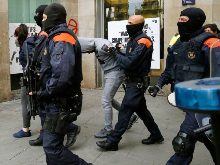 Mantenían laboratorios de ‘tusi’: detienen a 13 miembros del Tren de Aragua en España