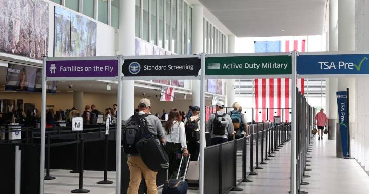 Do lawmakers get airport security perks? ‘VIP’ policies vary