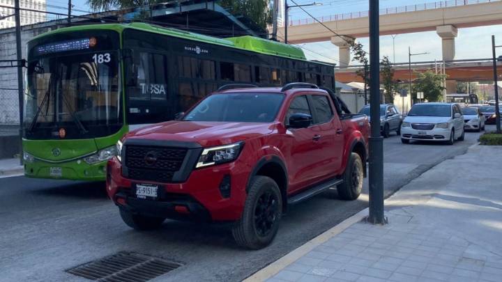 ¡Adiós, Socavón! Monterrey reabre carril de la calle Washington tras dos meses de reparación