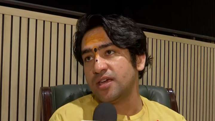 Acharya Dhirendra Krishna Shastri launches 10-day padayatra for Hindu unity