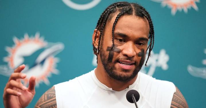 Dolphins' Tagovailoa not playing 'to keep my job' but knows improvement starts with him