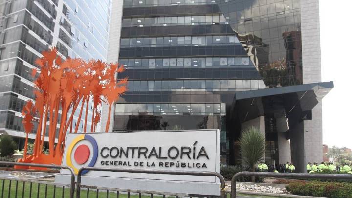 Explosión de contratos antes de la Ley de Garantías: en un solo día se contrataron $6,1 billones, alerta Contraloría