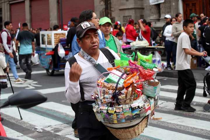 Sector informal crea la mayor cantidad de empleos en México