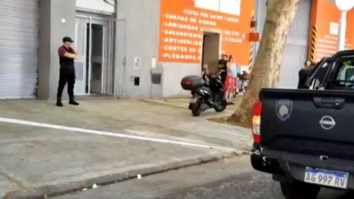 Parque Patricios: fue a trabajar, descubrió que habían robado, se descompensó y murió