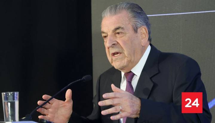 DC solicita la expulsión de expresidente Frei al tribunal supremo del partido