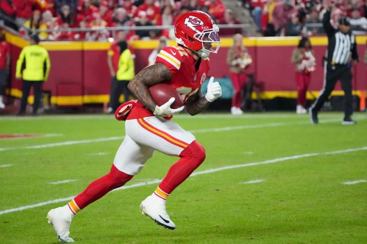 Chiefs special teams coach brushes off Trump's kickoff rules criticism: 'He has no idea'