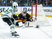 Canucks Player Grades: Defensive deficiencies in tough 4