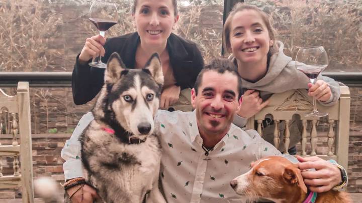 De lugar abandonado a camping para acoger mascotas: "Mi padre quitó cartel y dijo: Vendido"