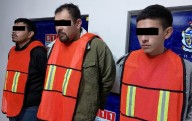 Arrestan a tres con más de medio kilo de mariguana