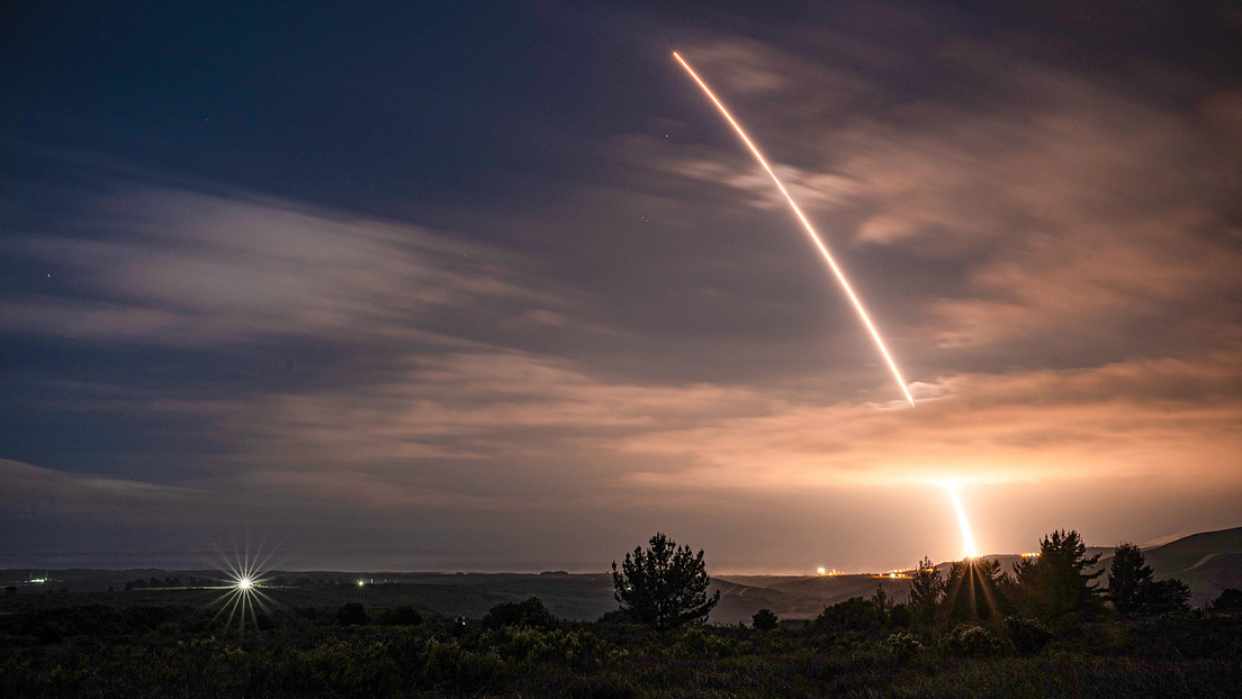 EE.UU. realiza un lanzamiento de prueba del misil balístico intercontinental Minuteman III