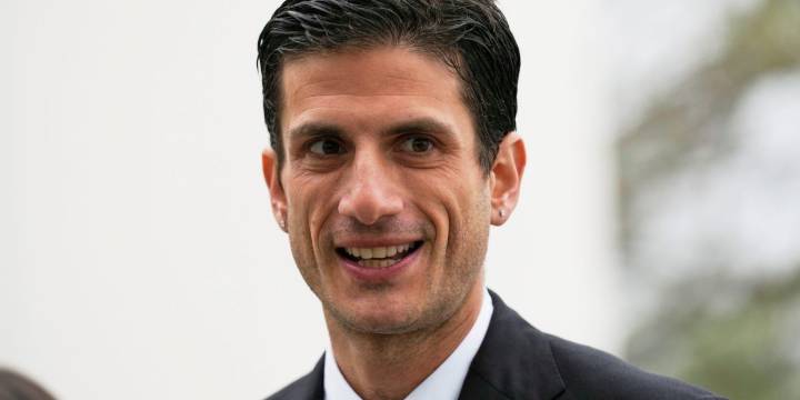 Jack Schlossberg, JFK's grandson and social media influencer, to run for Congress in key Manhattan district