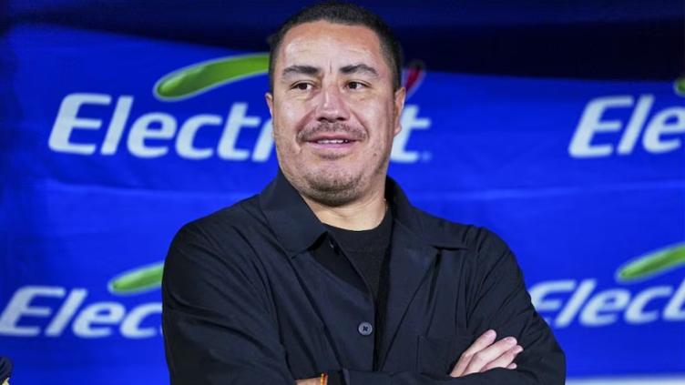 Efraín Juárez podría dejar a Pumas para volver al Celtic