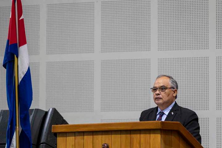 Ciencia, músculo y patria: comienza Afide 2025 en Cuba (+Fotos)