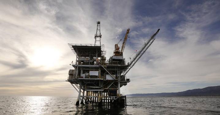 Trump wants oil drilling off the coast of California. But does anyone else?