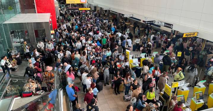 BWI among 40 airports that will have flights reduced due to shutdown staffing shortage