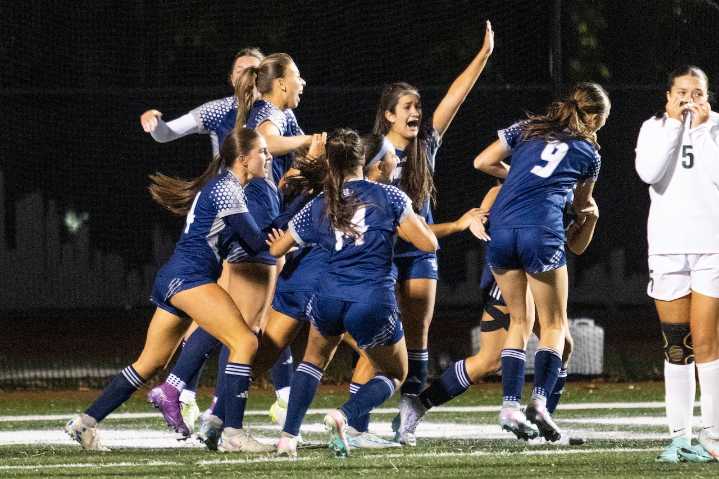 Staten Island HS girls’ soccer: Kayla Rugg’s OT goal caps comeback as Sea wins 3rd straight Archdiocesan crown