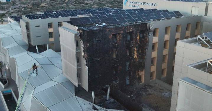 El hospital incendiado en Cartagena tiene fachada ventilada como el edificio de Campanar en Valencia