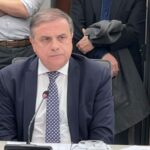 Juan Brügge presentó su propio dictamen en...