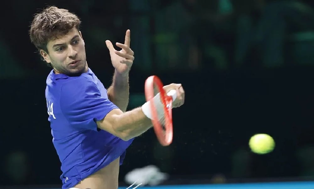 Italia derrota 2-0 a España y gana su tercera Copa Davis consecutiva