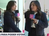 “El coche su madre...”: periodista de Chilevisión lanza “deslenguada” frase mientras cubría las Elecciones en vivo