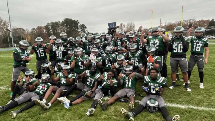 Winslow soars to South Jersey title, looks to defend state crown