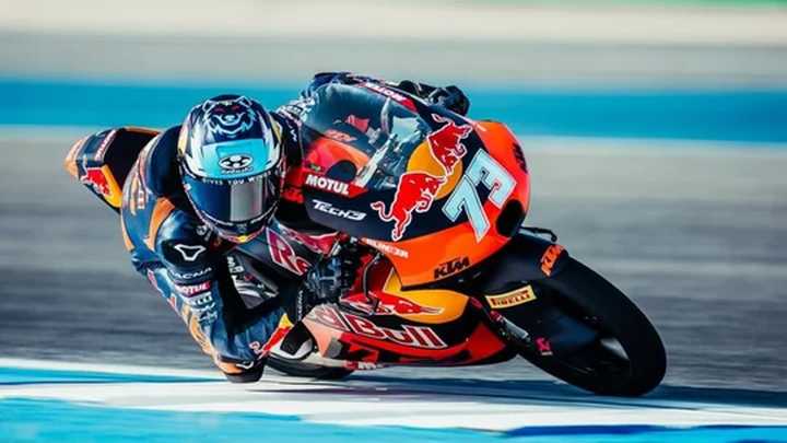 Valentín Perrone y Marco Morelli cerraron en Valencia un gran año de debut en el motociclismo mundial