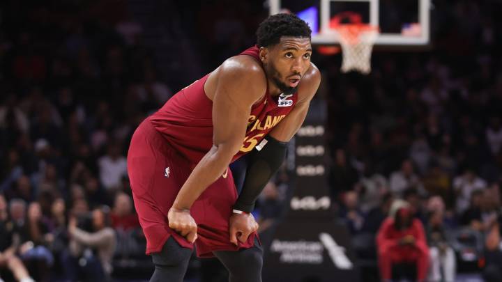 Cavs face a tougher road to open the season than they did last year