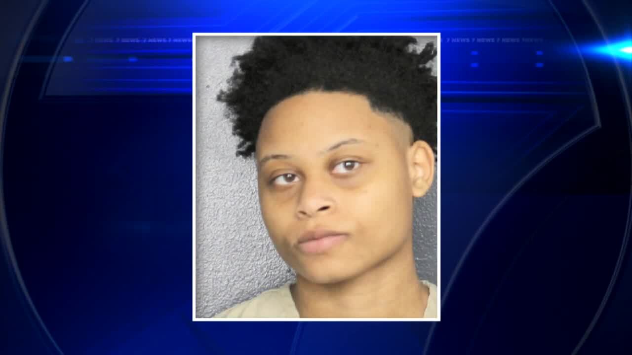 18-year-old in custody after bringing knife to school in Lauderdale Lakes, police say