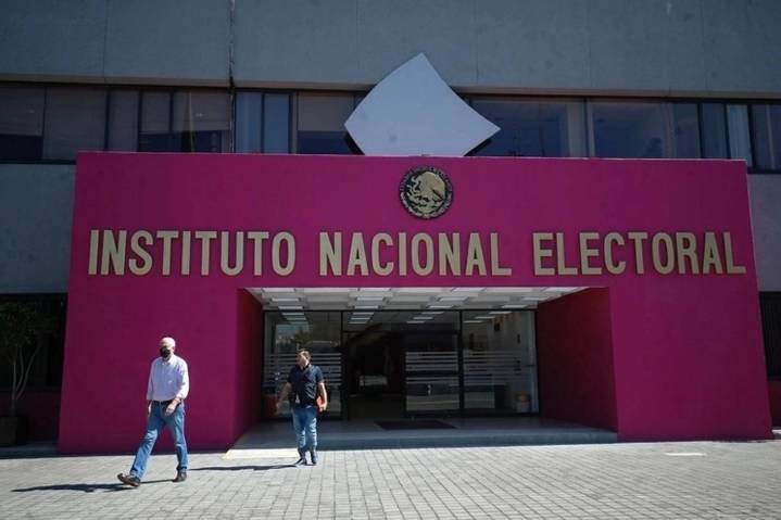 INE multa con 28.8 mdp a partidos por afiliaciones sin consentimiento; Morena encabeza la...