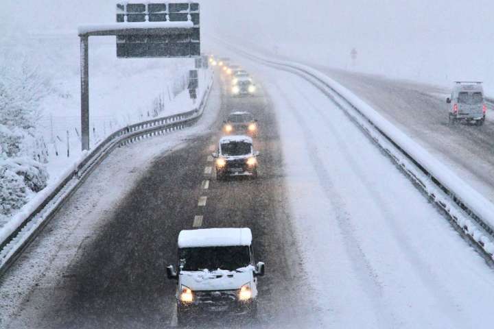Wild Snow Squall Videos from Kentucky’s Weekend Storm