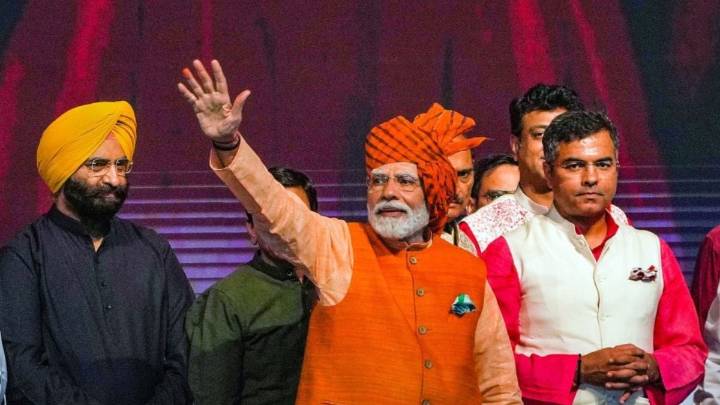 Straight Talk | Bihar To Bengal: Inside Modi-Shah’s Biggest Push Yet To Dethrone TMC