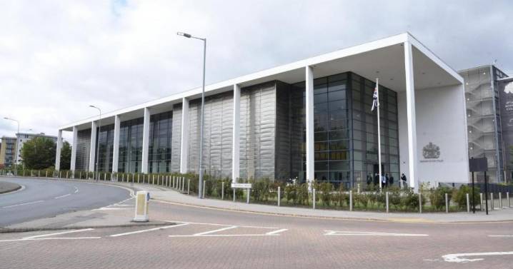 Woolpit man smashes car windows with axe after roadside row