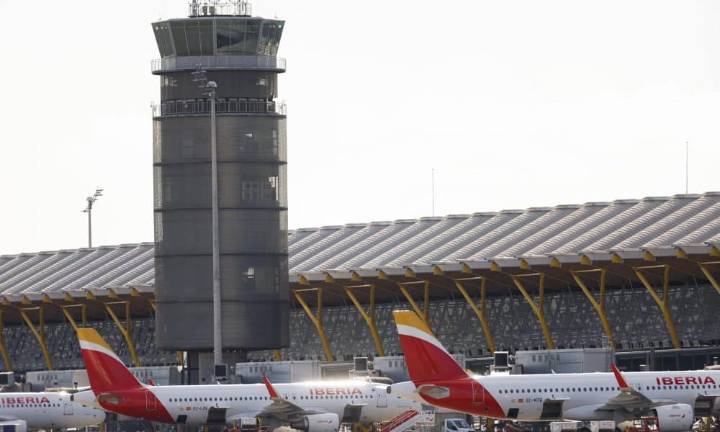 Ningún vuelo saldrá mañana de Barajas con destino a Venezuela tras alerta de EE. UU.