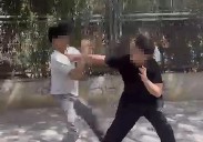 Peleas entre menores con apuestas de dos euros a la salida de un colegio concertado de Valencia