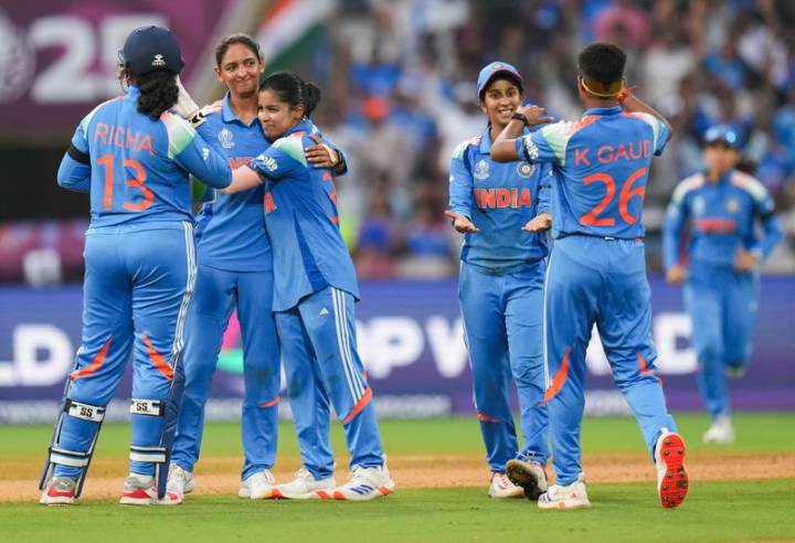 BCCI to reward Harmanpreet's squad with Rs 125 crore if they win Women's WC? Here's what to know