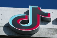 TikTok se lanza a los pódcast en video