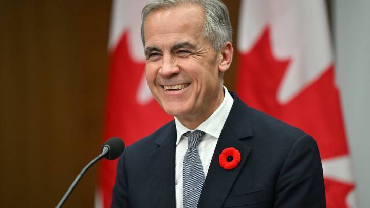 Carney wraps up Asia trip ahead of potential federal budget battle